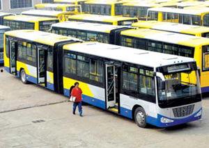 娱乐吃瓜酱坐公交车,揭秘明星幕后趣事